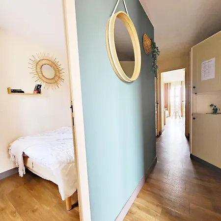 Cap Estérel- T2 Vue Mer- Proche Piscine, Padel Et Golf Appartement